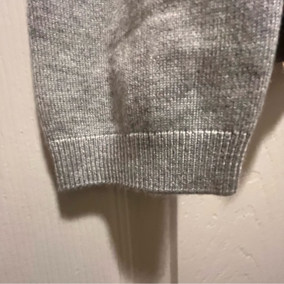 bebeb V-Neck sweater - Picture 5 of 8